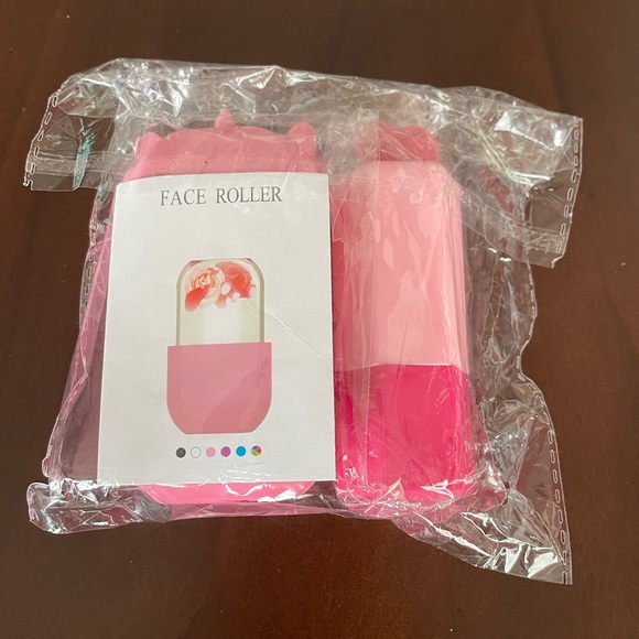 Silicone Unicorn Face Ice Cube Tray, Pink or Sea Green - Picture 10 of 11